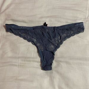 Victoria’s Secret Thong. Size L. NWT